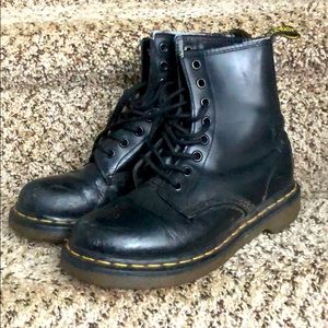 Dr martens UK4 vintage 1460 smooth women